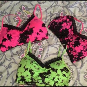 💚🖤7 BRALETTES🖤💚